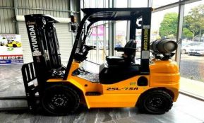 Вилочный погрузчик Hyundai 25L-7SA
